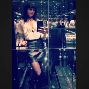 Meet your Posher, Carrie